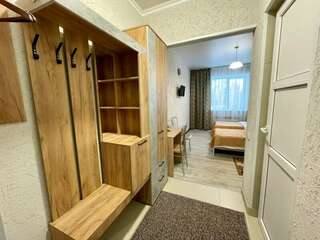 Гостиница Лонг Хаус Нижний Новгород Двухместный номер с 2 отдельными кроватями и ванной-2